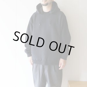 画像: 【size 48 のみ】STILL BY HAND - SWEAT PULLOVER PARKA Black