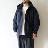 画像: STILL BY HAND - HOODED PUFFY BLOUSON Navy