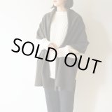 画像: [UNISEX] STILL BY HAND - CASHMERE MIX STOLE Olive