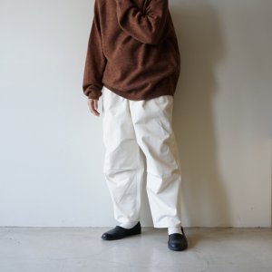 画像: [LADY'S] STILL BY HAND WM - KNEE TUCK PANTS Ecru