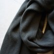 画像19: [UNISEX] STILL BY HAND - CASHMERE MIX STOLE Olive (19)