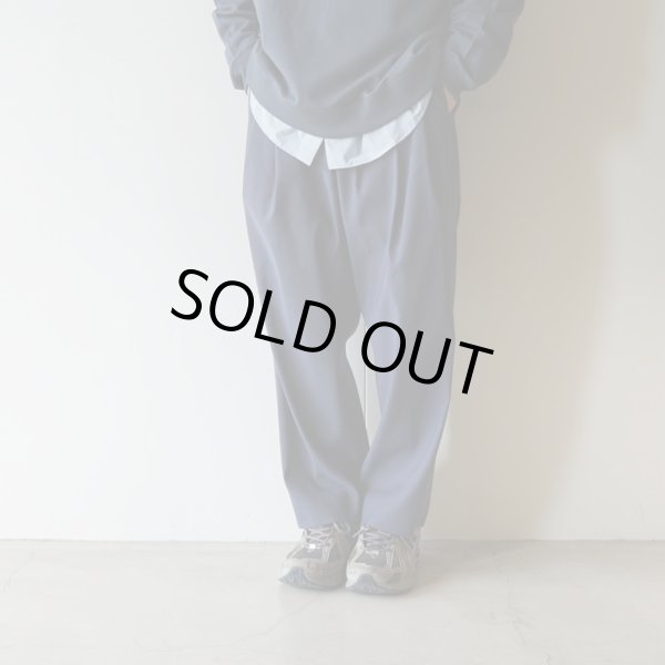 model 175cm 75kg / size L 着用