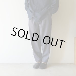 画像: [size44のみ] STILL BY HAND - Creasy waist easy pants / Blue Grey