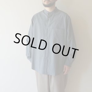 画像: STILL BY HAND - Linen mixed band collar shirt / Blue Grey