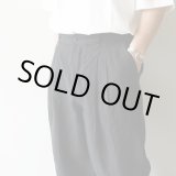 画像: ●20%OFF●[size44のみ] STILL BY HAND - 2tuck Linen pants / Black