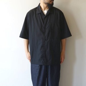 画像: STILL BY HAND - Nylon open collar shirt / Ink Black