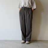 画像: STILL BY HAND - Nylon easy wide pants / Charcoal Brown