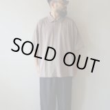 画像: STILL BY HAND - Cutsew polo / Mocha beige