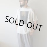 画像: STILL BY HAND - Graphic T-shirt / Oatmeal