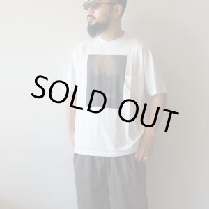 画像: STILL BY HAND - Graphic T-shirt / White
