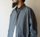 画像: STILL BY HAND - Garment dye over shirt / Blue Grey