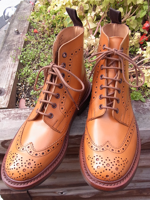 画像: Tricker's人気のカントリーブーツのエーコンアンティークカラー入荷です。