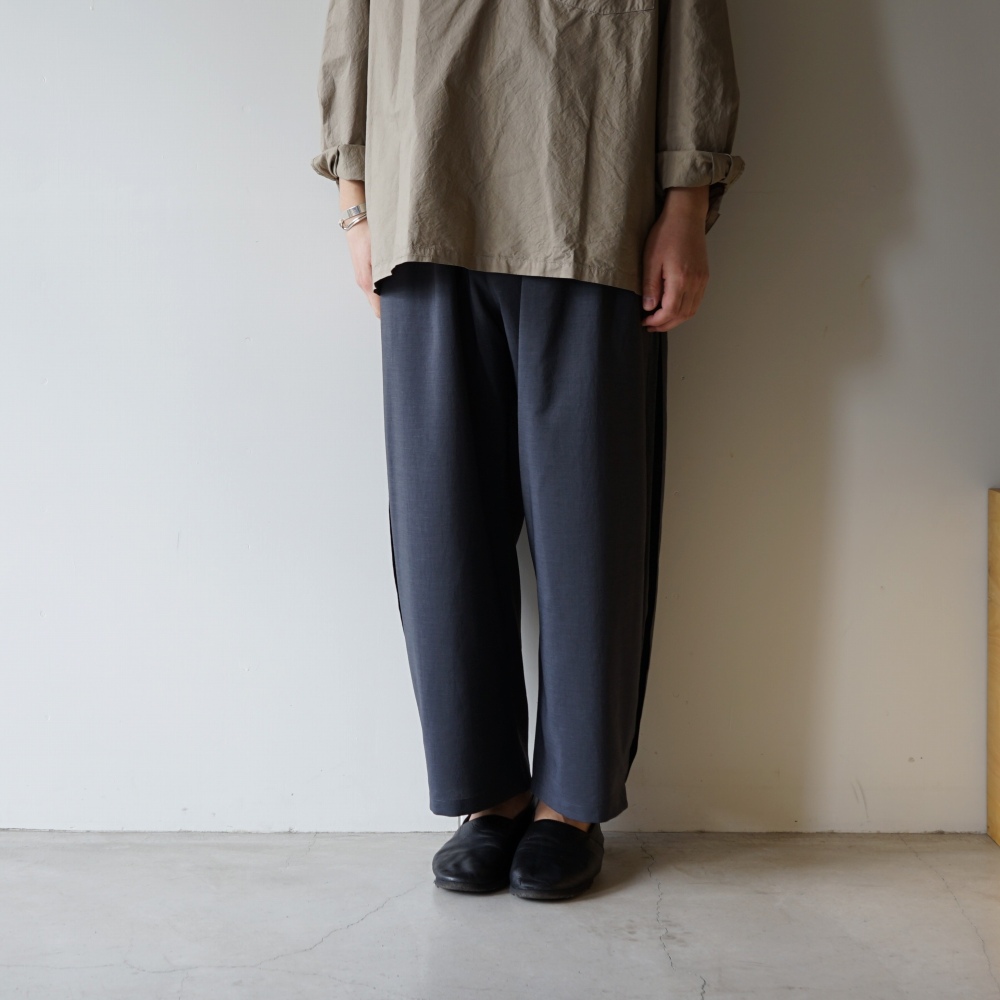 model 175cm 75kg / size L 着用