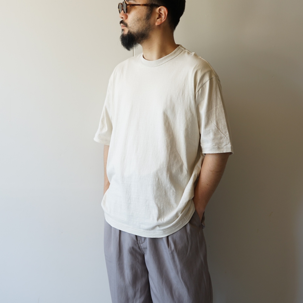 STILL BY HAND - Nepped crewneck t-shirt [CS07252] / Ecru