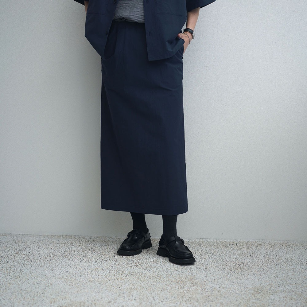 【women's】 STILL BY HAND WM - Cotton/Nylon easy skirt [SK01252WM] / Navy